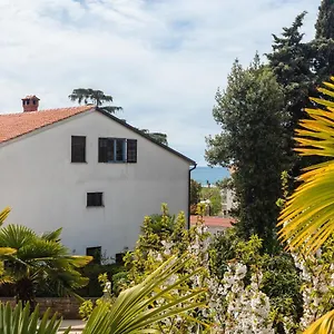 Pavle Apartment