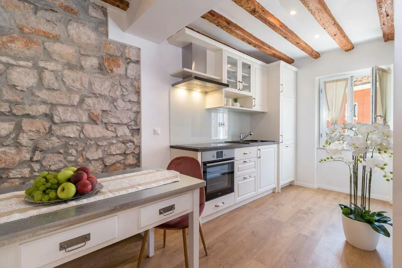 Deluxe Apartment Mimi Rovinj 0*,  Kroatien